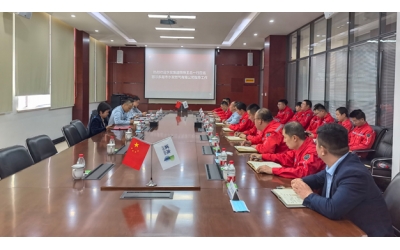 水發(fā)集團(tuán)黨委委員、副總經(jīng)理王東凱一行到鄂爾多斯水發(fā)燃?xì)夤鹃_展基層黨建聯(lián)系點(diǎn)調(diào)研并講授黨課
